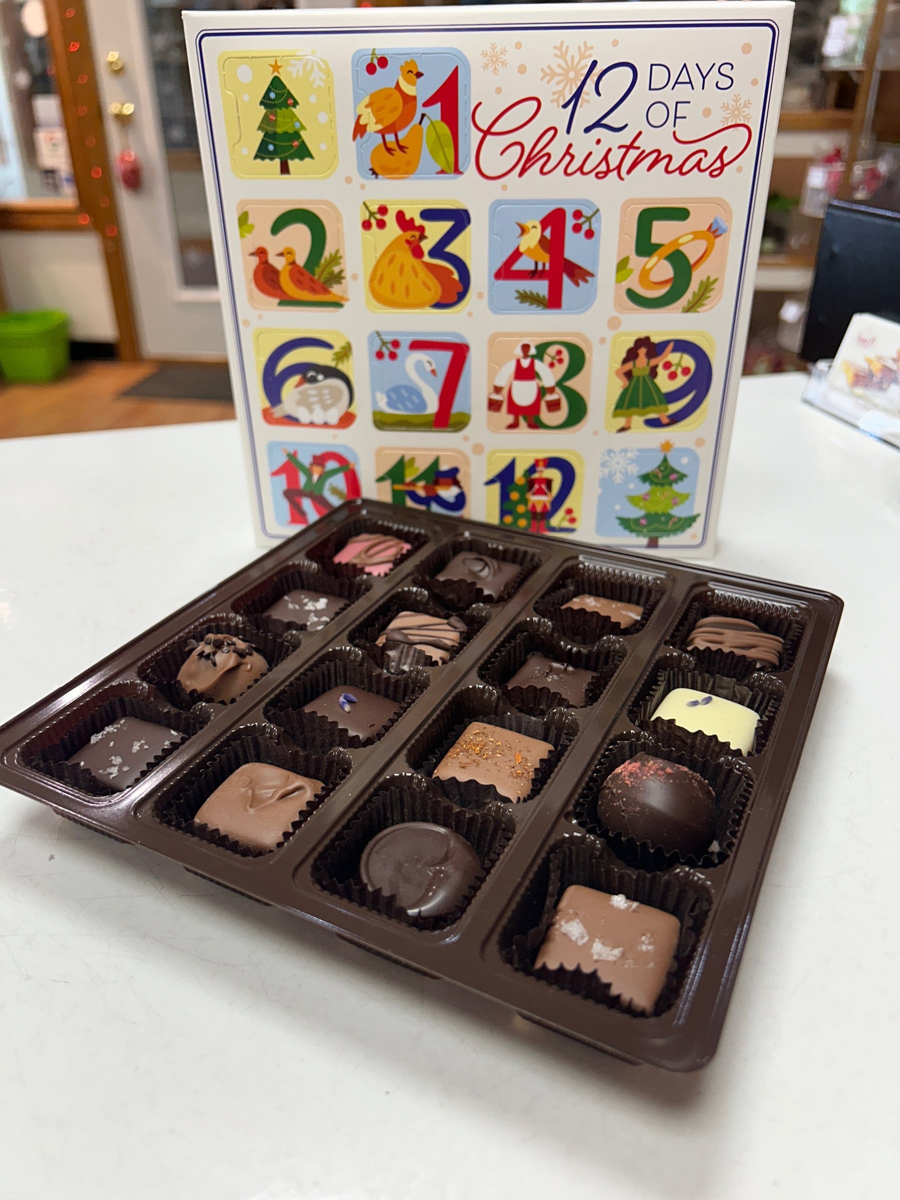 Advent Calendar vs 12 Days Box: Which One Fits You Best?