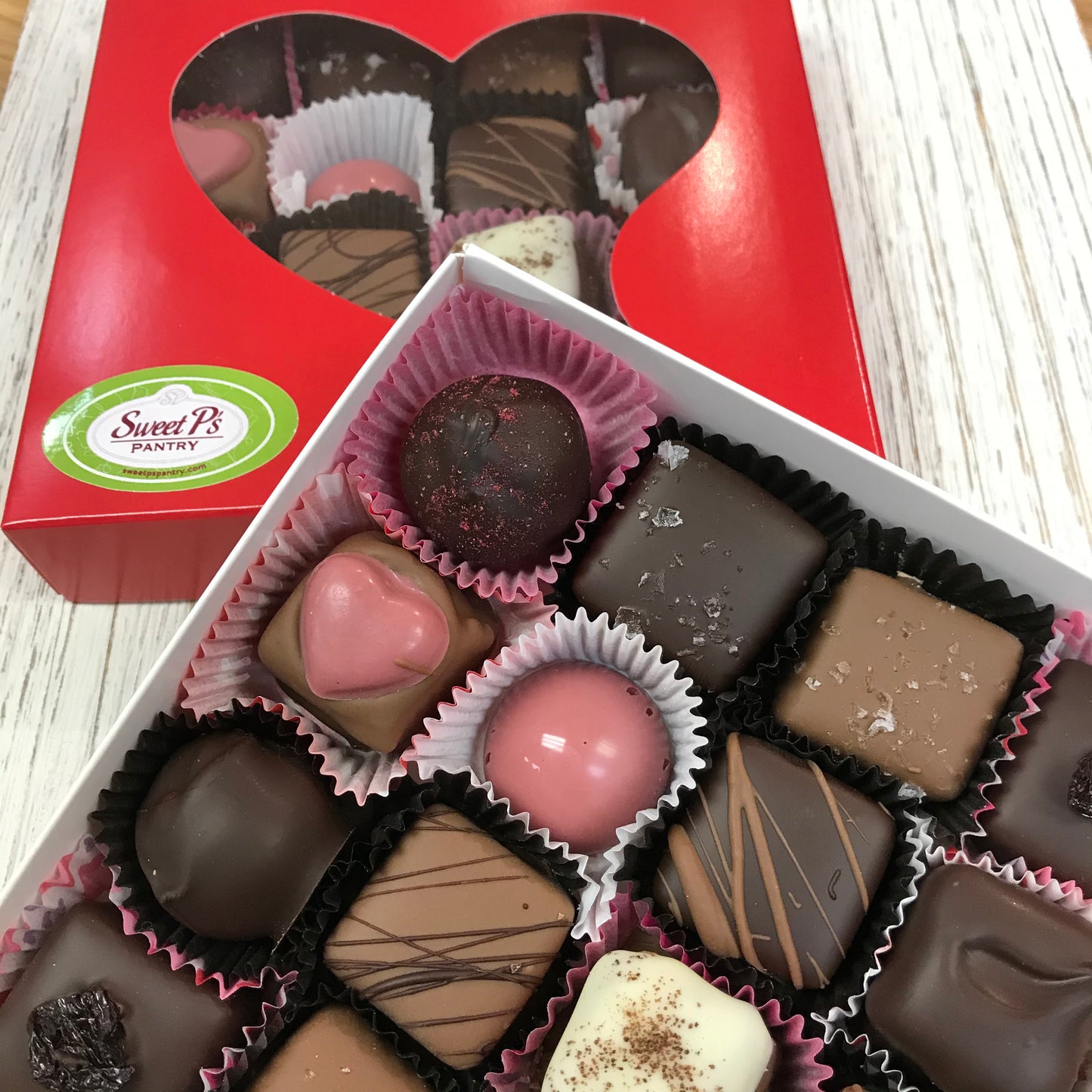 Valentine Chocolates Assortment (No Nuts)